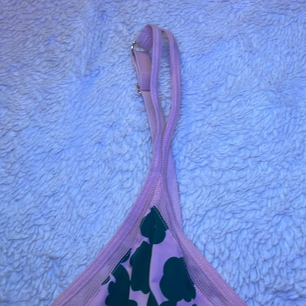 Pink bra - Picture 2 of 5